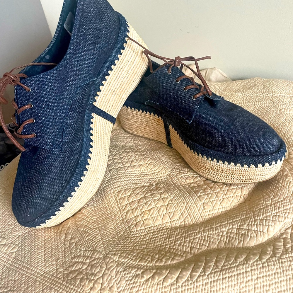 STUART WEITZMAN RICH DENIM WEDGE